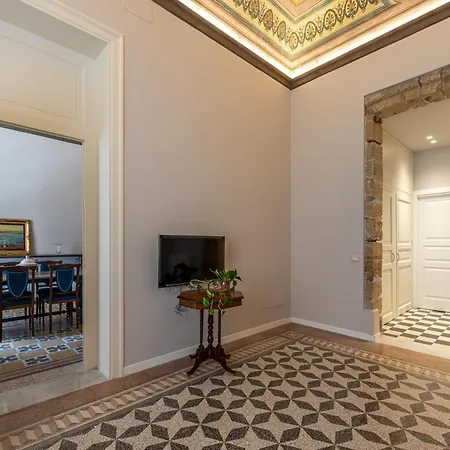 Brunetto Latini Homes By Wonderful Italy Lägenhet *